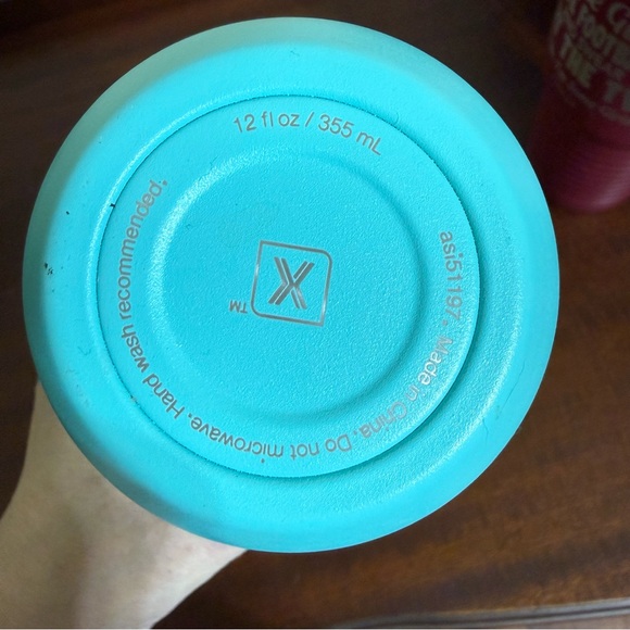 Corkcicle Seaside Beach Turquoise Insulated Wine Tumbler - Picture 3 of 3